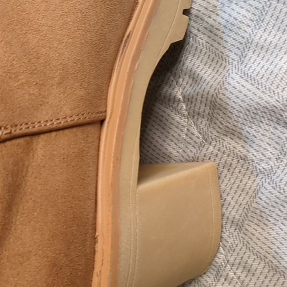 Universal Thread Katrina Platform Boots in tan.  - Picture 16 of 16